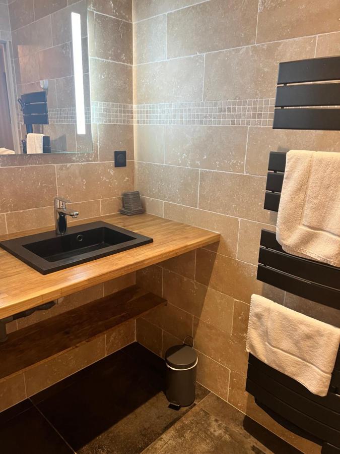 Apartament Le Saint Symphorien, Parking Gratuit Privee Vannes Zewnętrze zdjęcie