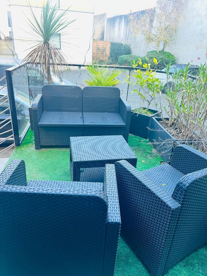 Apartament Le Saint Symphorien, Parking Gratuit Privee Vannes Zewnętrze zdjęcie